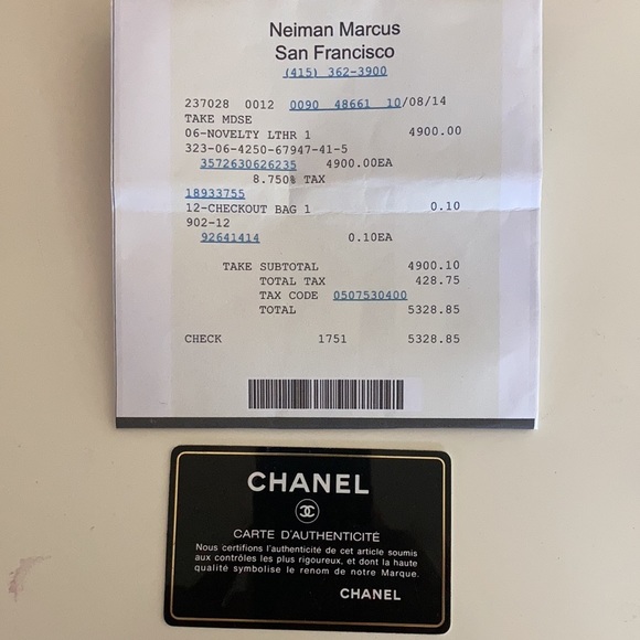 Authentic Chanel Patent Large Reverso Le Boy Messenger Bag - Picture 15 of 16